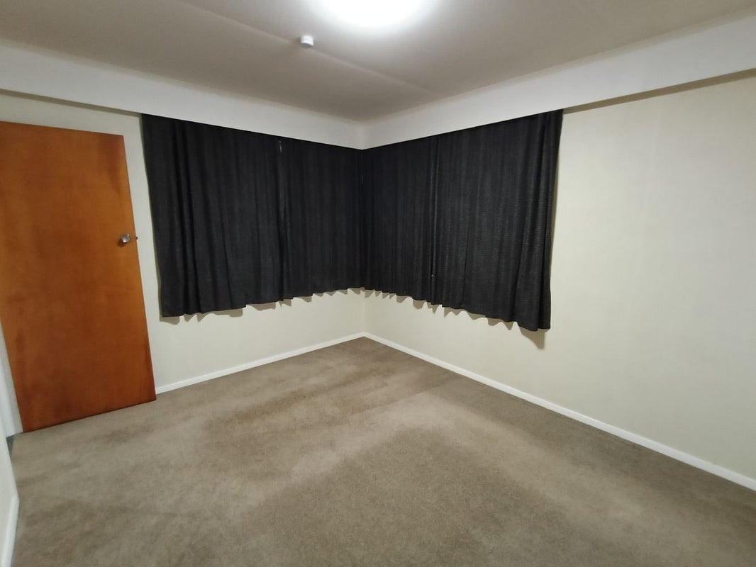 76 Rugby Street, Awapuni, Palmerston North - Carousel 13