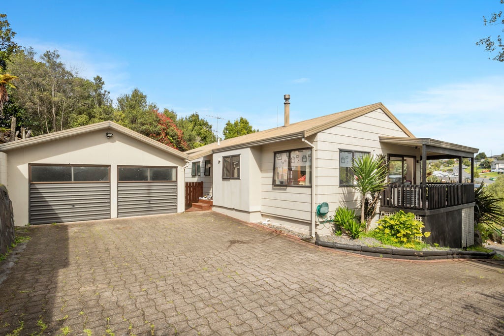 124B Osprey Drive, Welcome Bay, Tauranga - Carousel 1