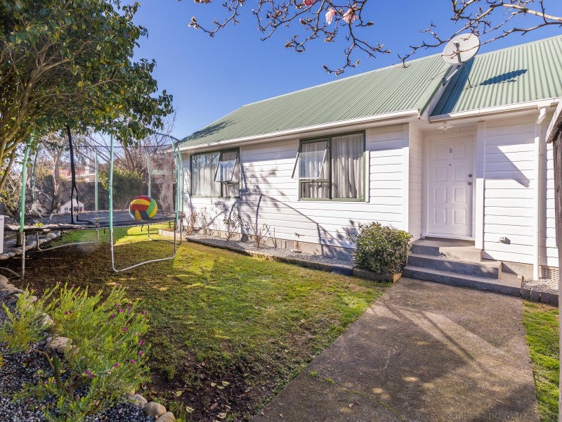 2 California Drive, Totara Park, Upper Hutt - Carousel 1