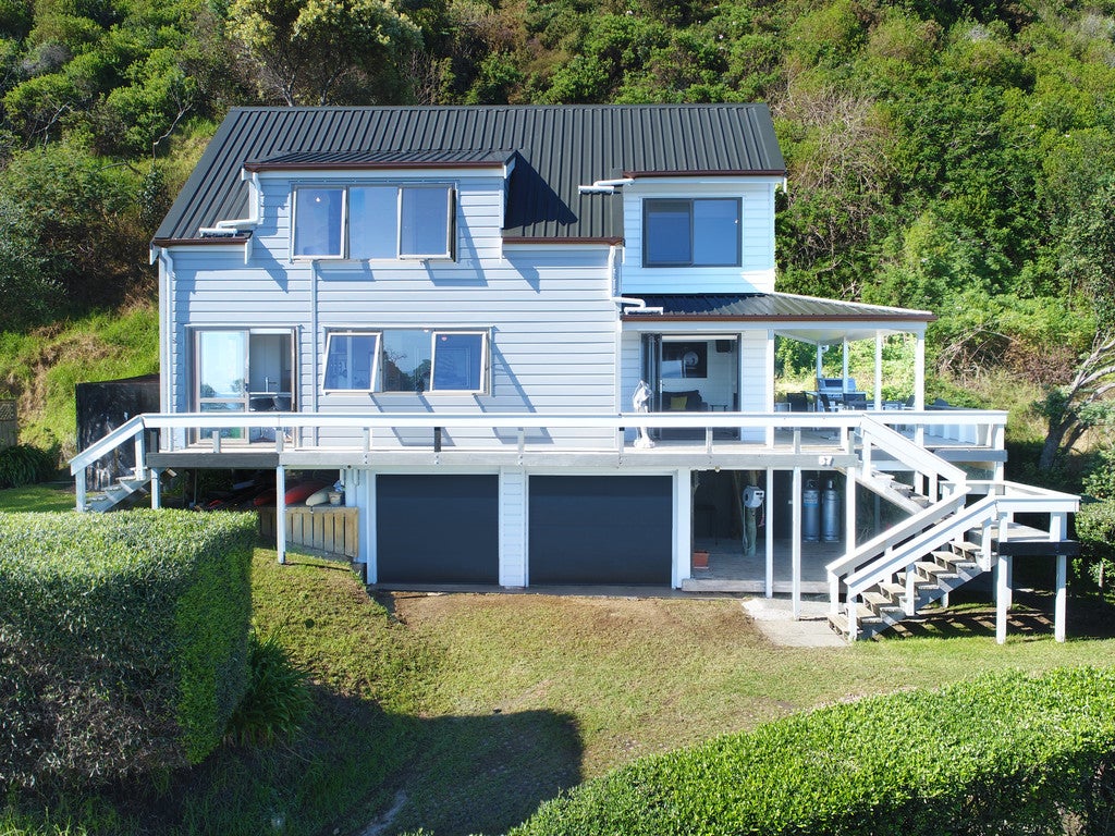 57 The Strand, Onetangi, Waiheke Island - Carousel 20