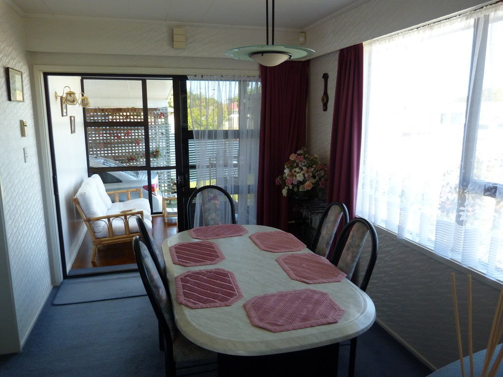 32 Wallace Street, Featherston - Carousel 2