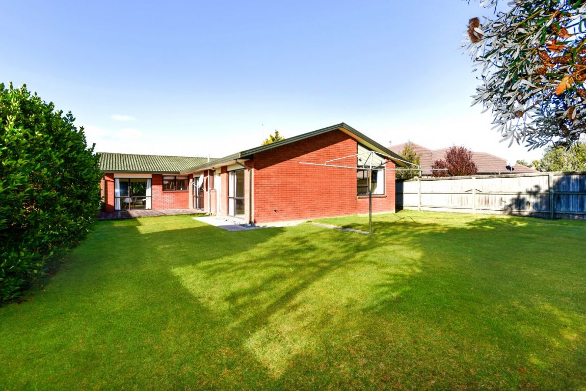 33 Clarevale Street, Burwood, Christchurch - Carousel 16