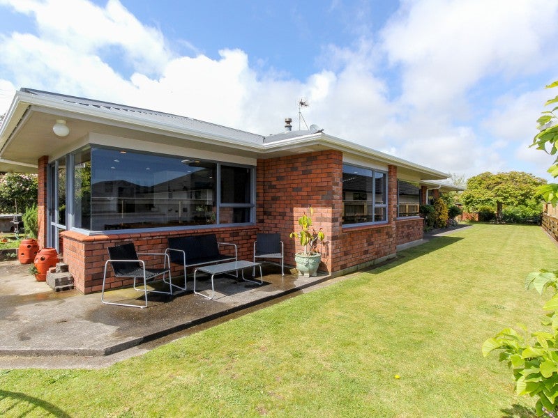 9 Dreaver Way, Sunnynook, Auckland - Carousel 1