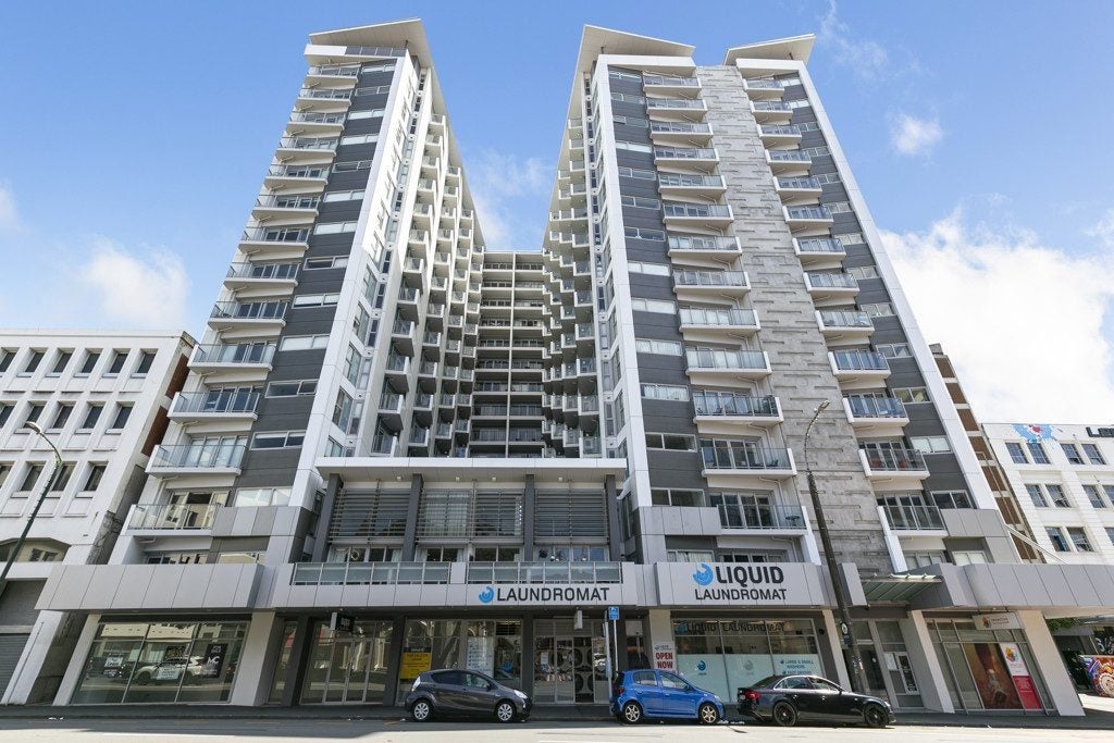 412/74 Taranaki Street, Te Aro, Wellington - Carousel 1