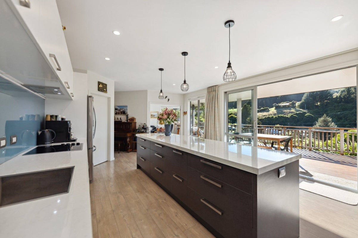 25 Glendermid Close, Sawyers Bay, Dunedin, Otago - Carousel 2
