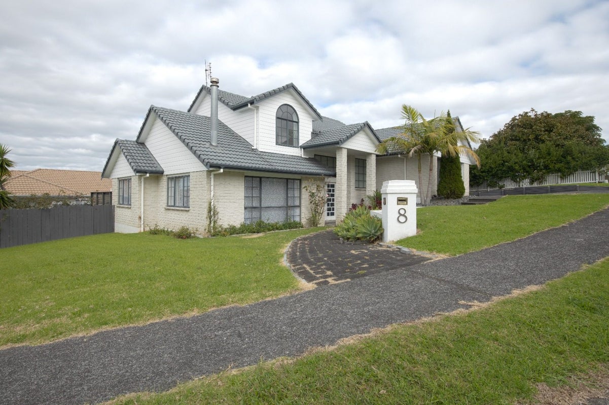 8 Highgate Place, Somerville, Manukau - Carousel 2
