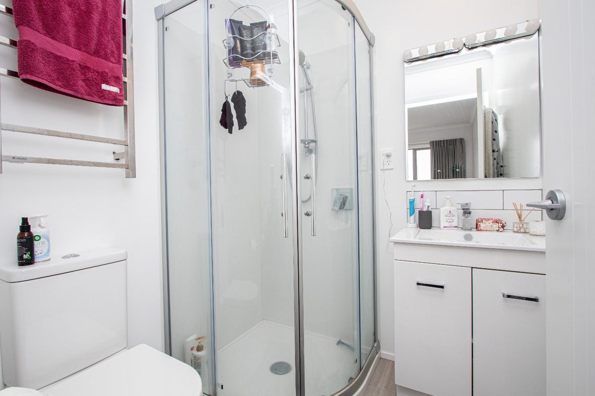 17/19 Ruakiwi Road, Hamilton Lake, Hamilton - Carousel 20