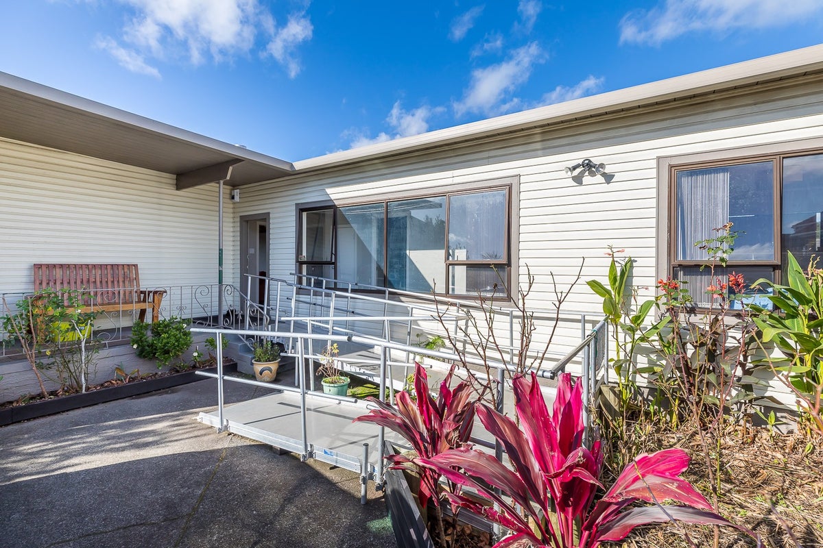 2/40 Churchill Avenue, Manurewa, Auckland - Carousel 1