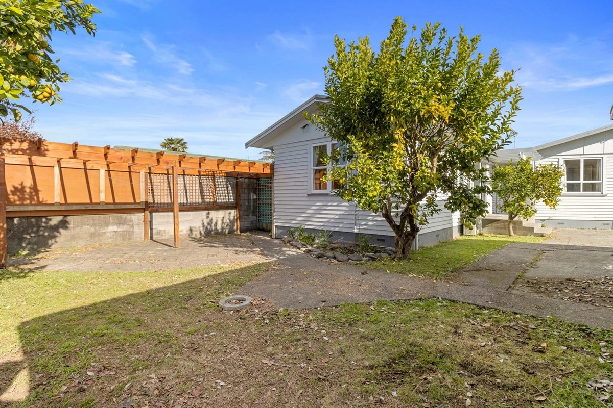 86 Silverdale Road, Silverdale, Hamilton - Carousel 7