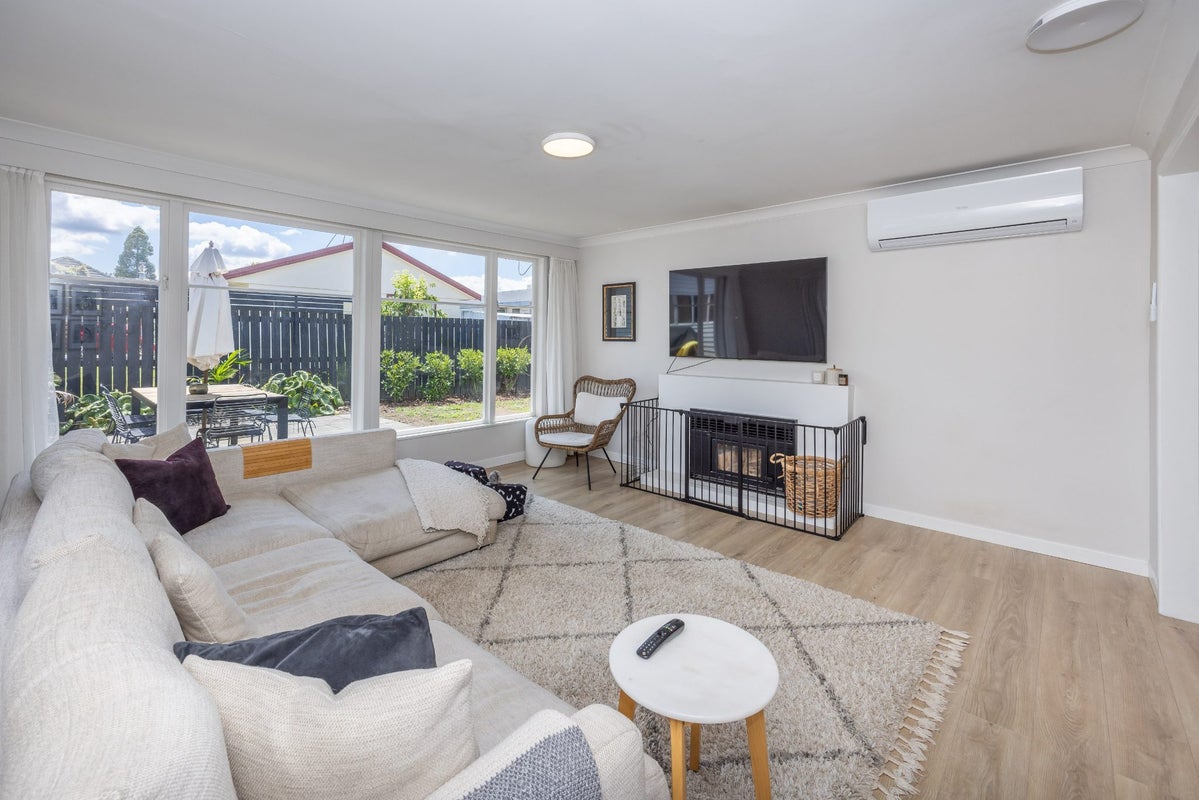 8 Williams Place, Fairfield, Hamilton - Carousel 1