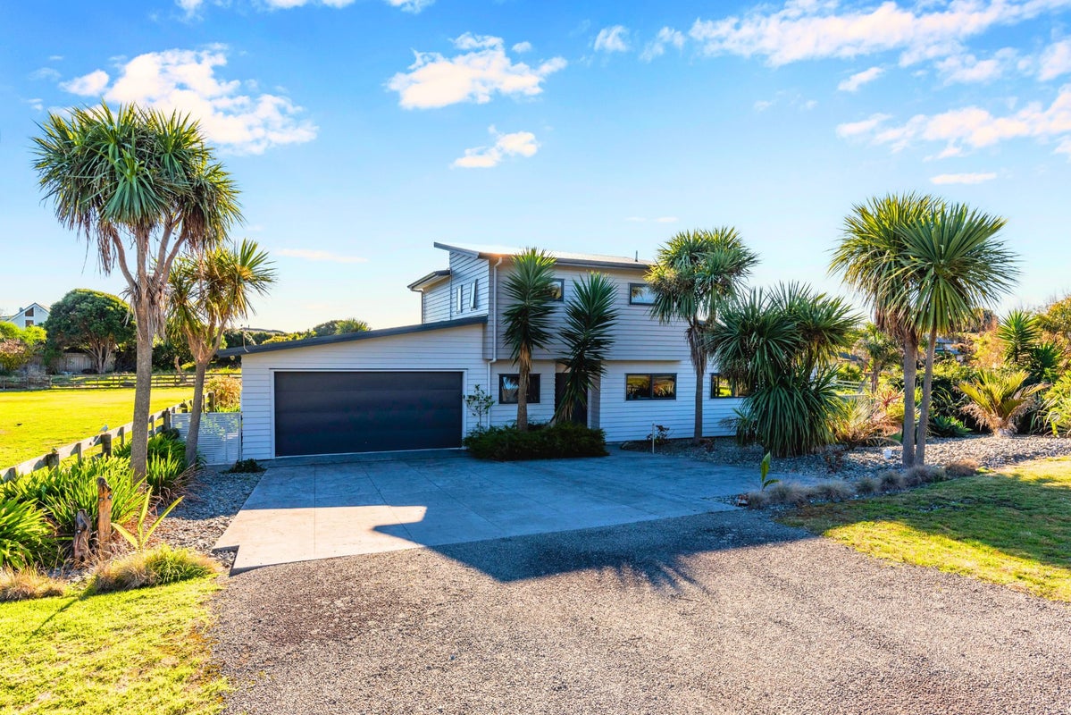 116A Paetawa Road, Peka Peka - Carousel 25