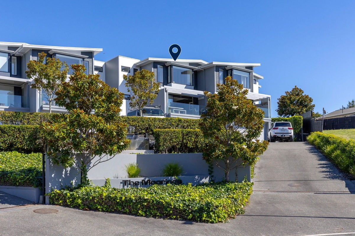 6/5 The Moorings, Two Mile Bay, Taupo - Carousel 1