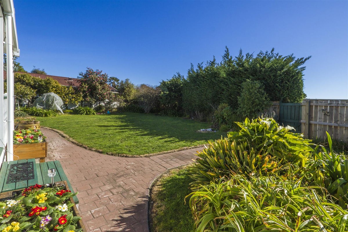 7 Tresillian Avenue, Marybank, Nelson - Carousel 2