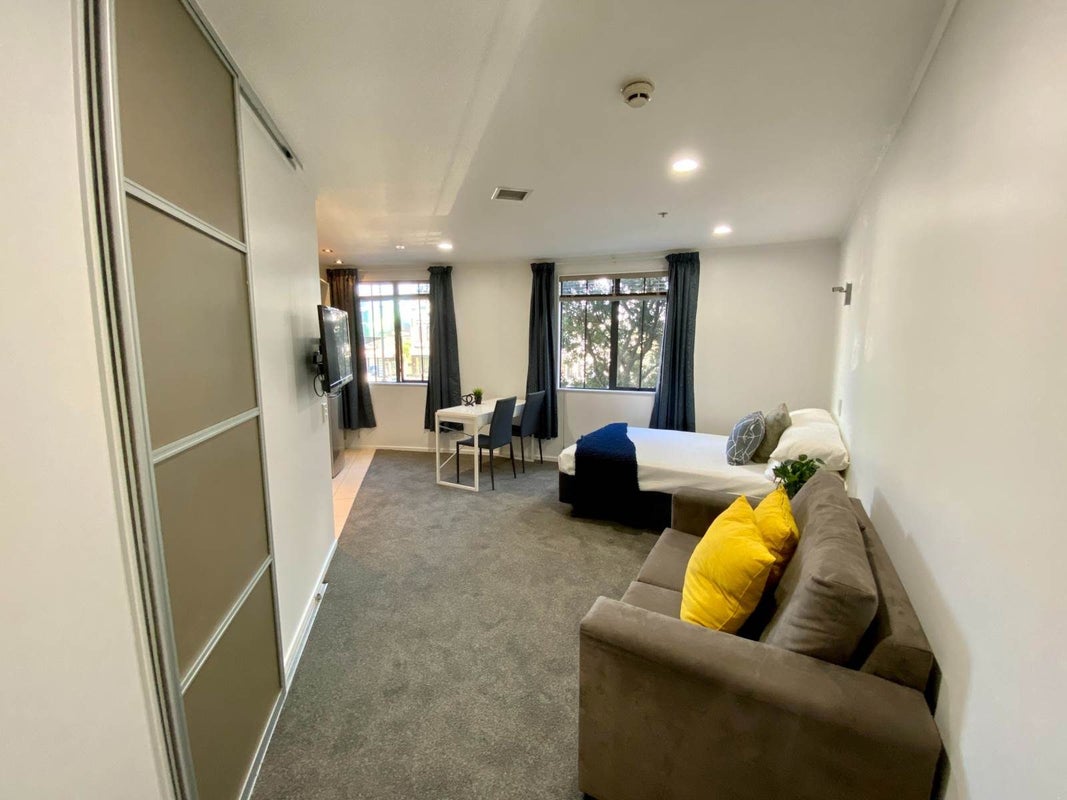 217/184 Symonds Street, Grafton, Auckland - Carousel 2