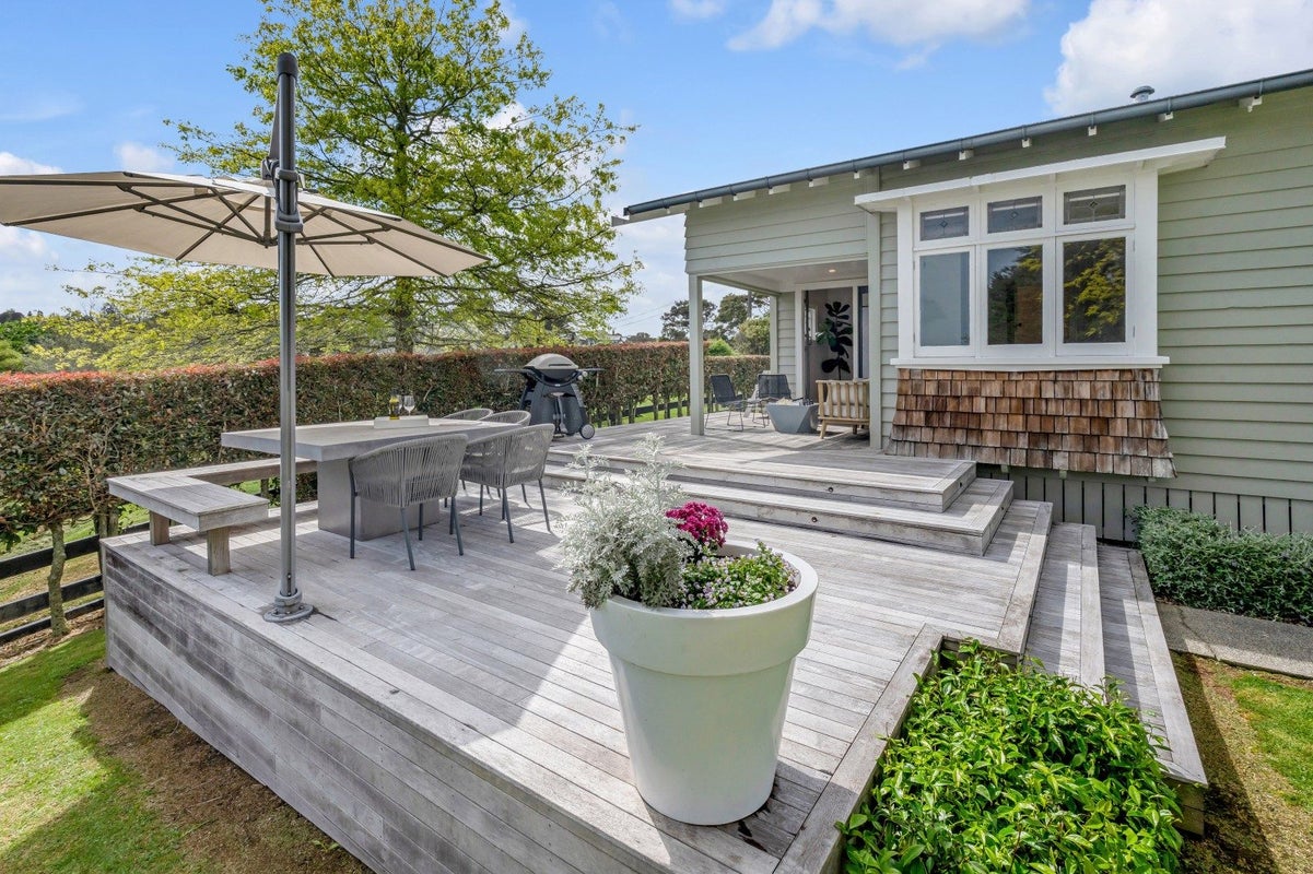 17 Griggs Road, Howick - Carousel 2
