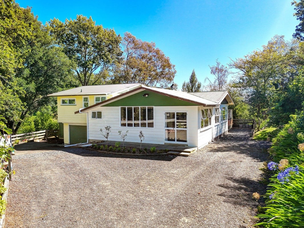41 Durie Vale Road, Durie Hill, Whanganui - Carousel 1