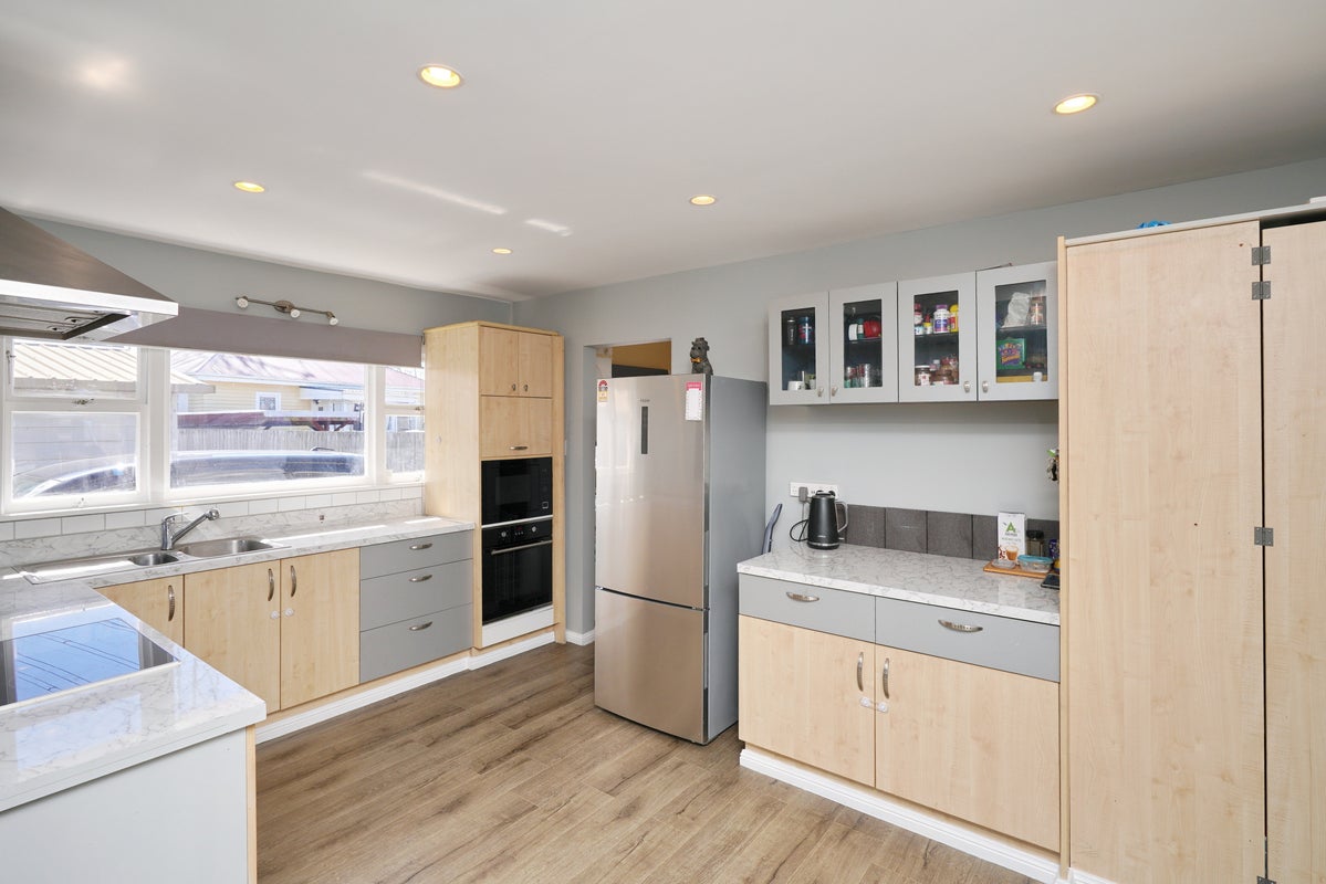 1/40 Roberts Road, Hei Hei, Christchurch - Carousel 1