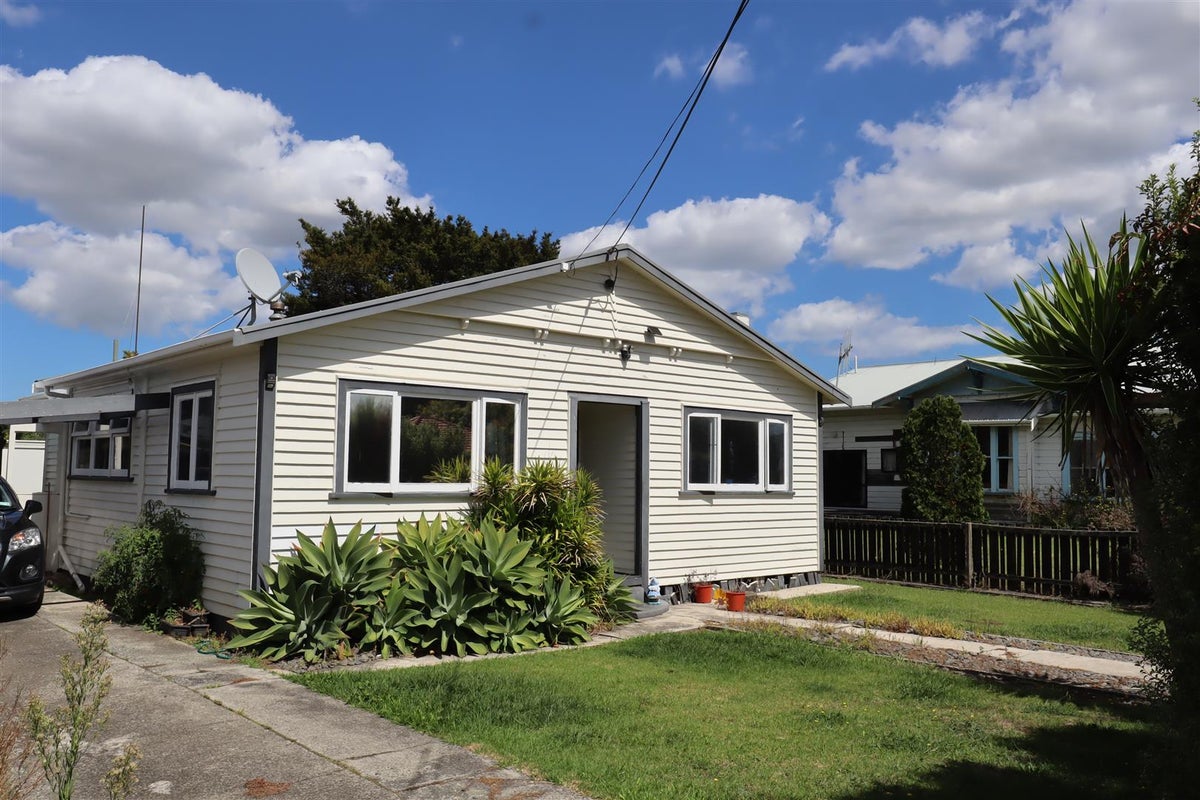 14 Campbell Terrace, Dargaville - Carousel 1