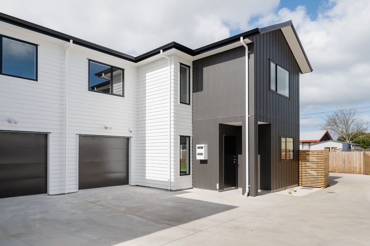 2/137 Avalon Drive, Nawton, Hamilton - Carousel 1