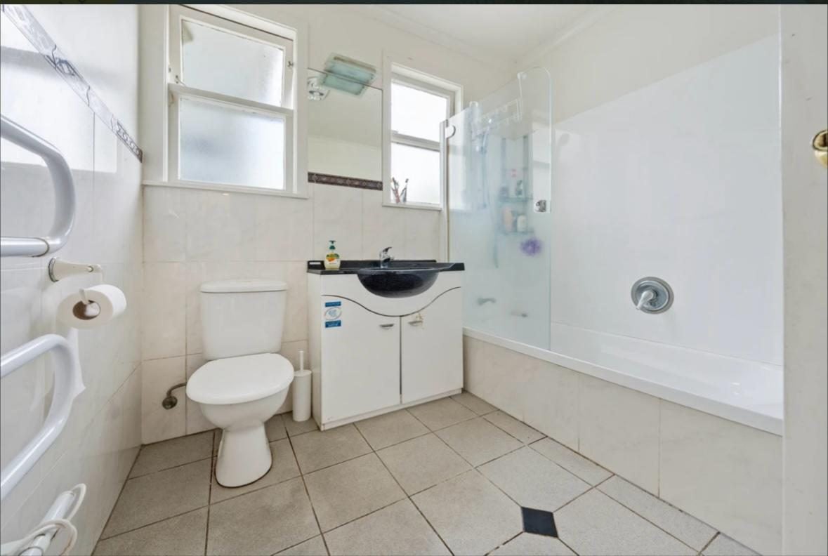 2 Bremner Avenue, Mount Roskill, Auckland - Carousel 7