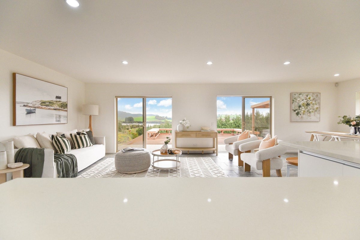 200 Waikite Valley Road, Rotorua - Carousel 2