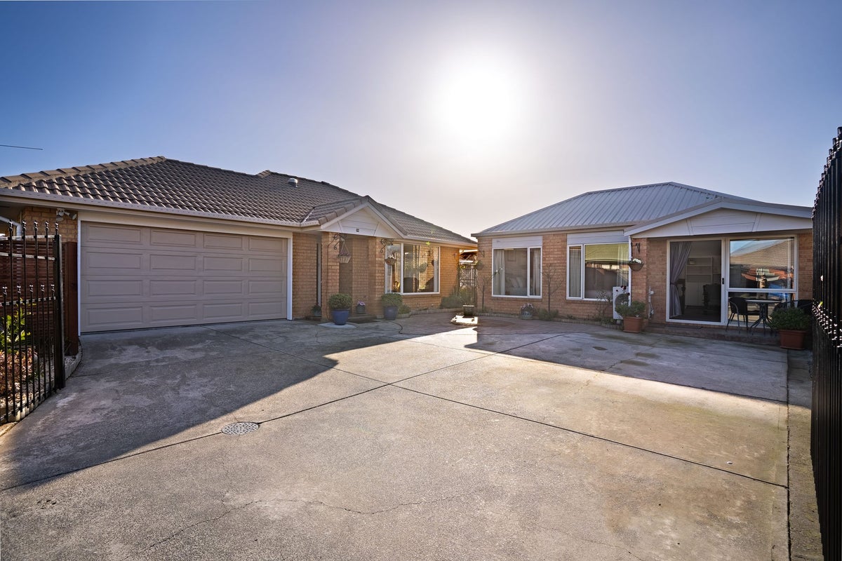 32 Bella Rosa Drive, Hei Hei, Christchurch - Carousel 1