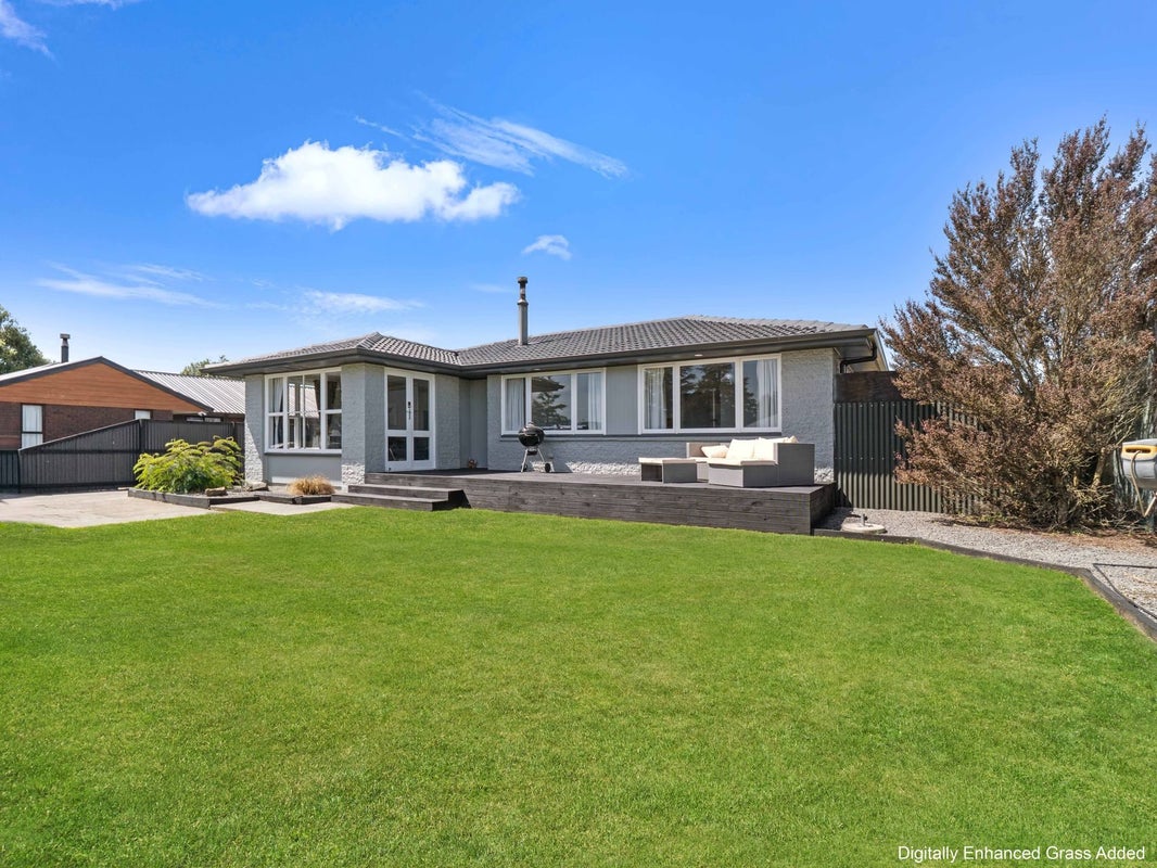 26 Russell Avenue, Allenton, Ashburton - Carousel 1
