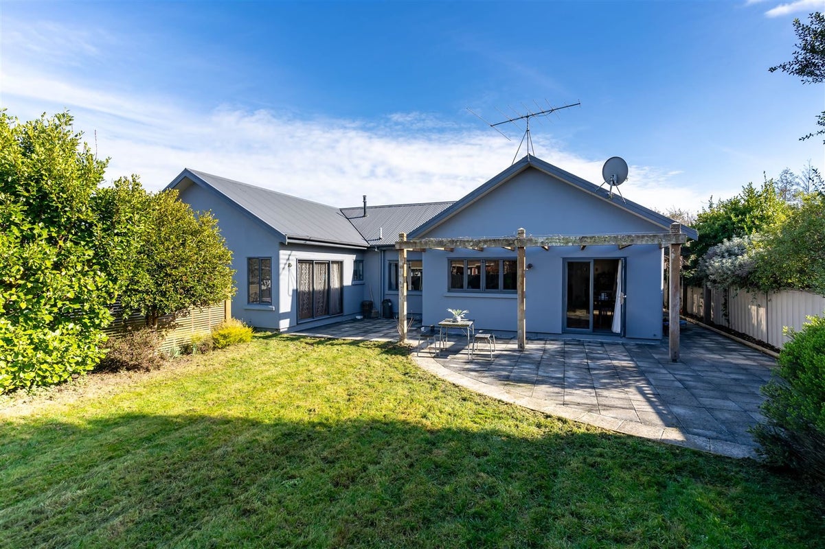 49 Centennial Avenue, Milton - Carousel 2