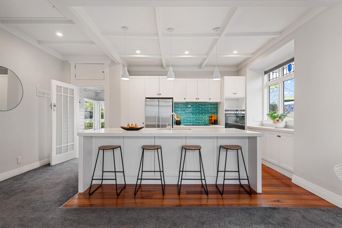 1/167 Point Chevalier Road, Point Chevalier, Auckland - Carousel 2