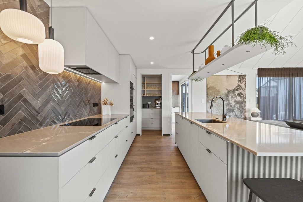 20 Elsie Lange Way, Casebrook, Christchurch - Carousel 2