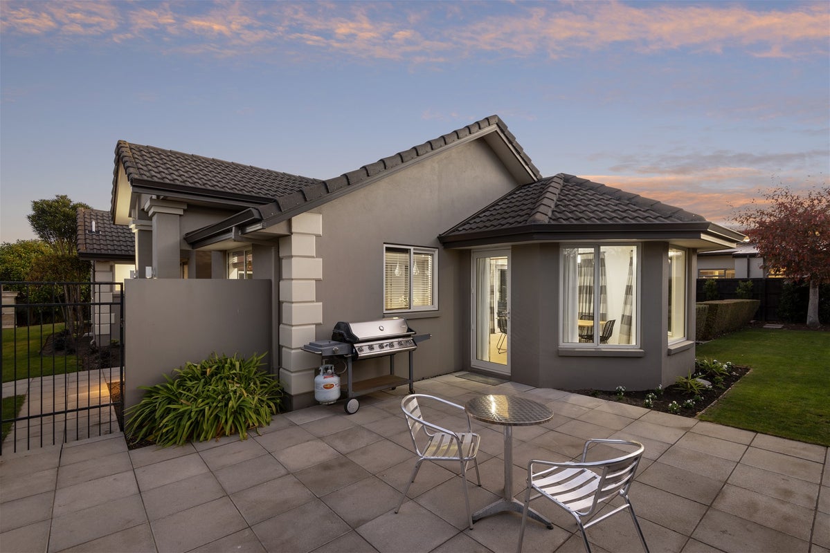 10 Ruby Avenue, Northwood, Christchurch - Carousel 22