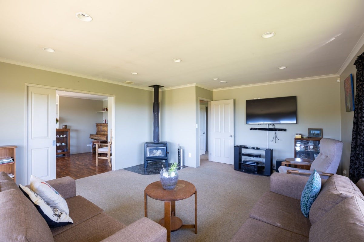57 McGiven Drive, Ridgewood, New Plymouth - Carousel 2