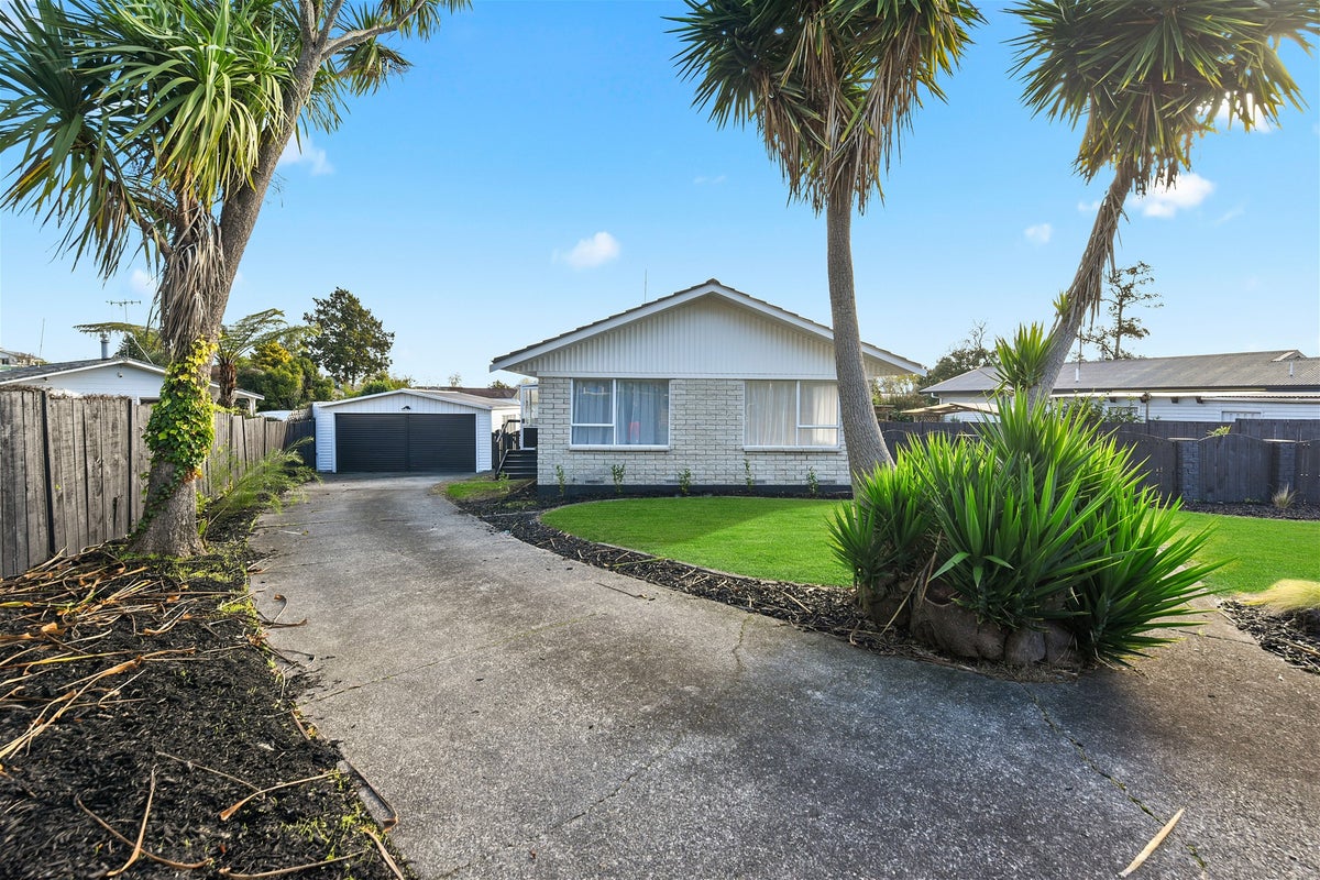 20 Cypress Crescent, Pukete, Hamilton - Carousel 2
