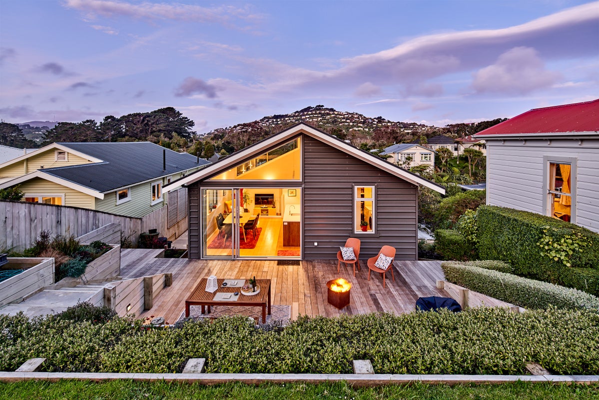 71 Standen Street, Karori, Wellington - Carousel 1