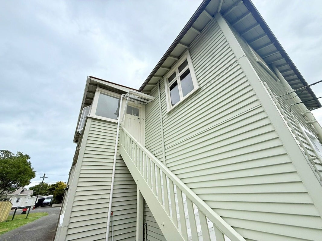 3/23 Hume Street, Alicetown, Lower Hutt - Carousel 11