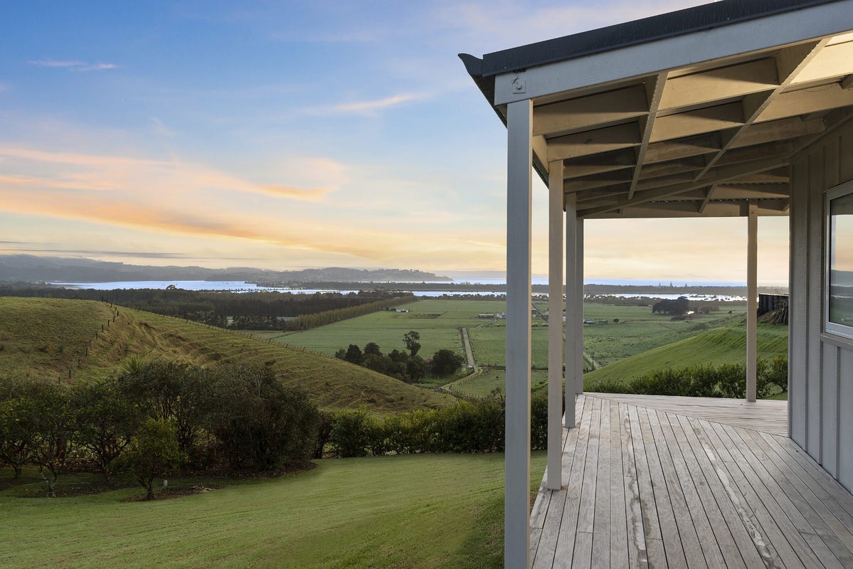 317 Takatu Road, Tawharanui Peninsula, Matakana - Carousel 1