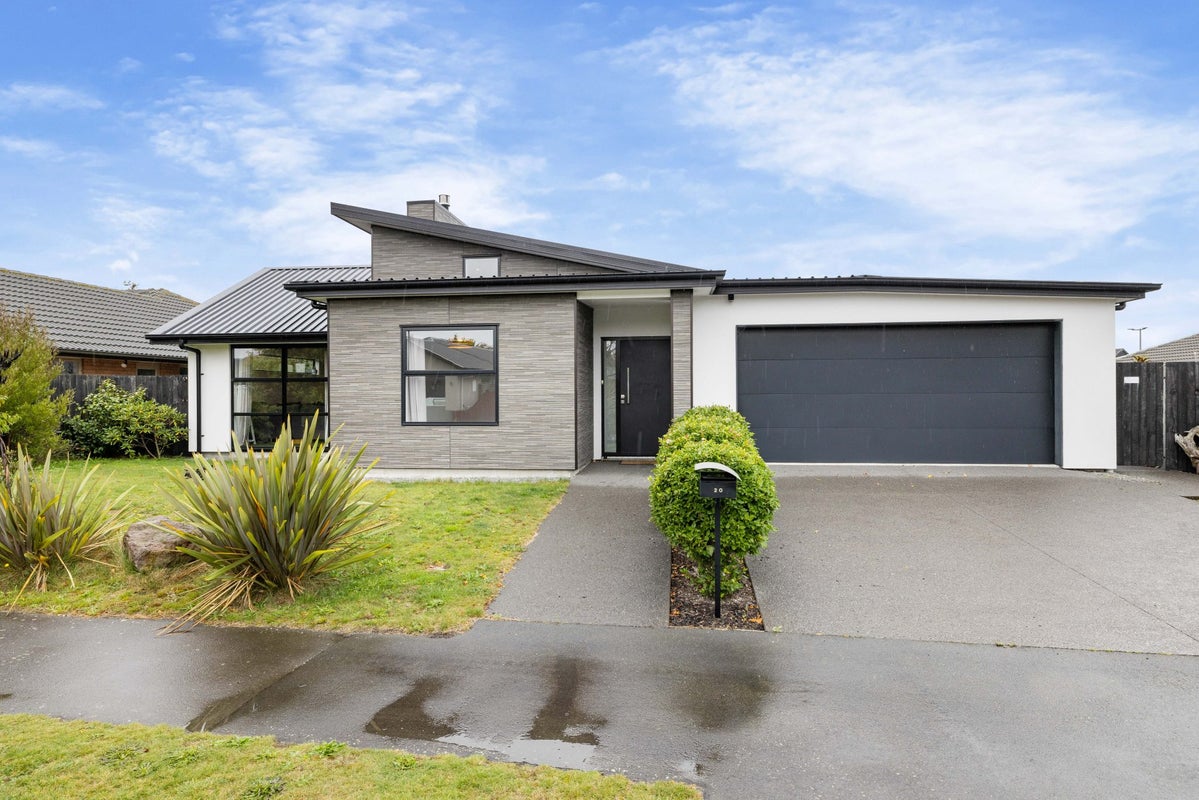 20 Puhara Avenue, Parklands, Christchurch - Carousel 1