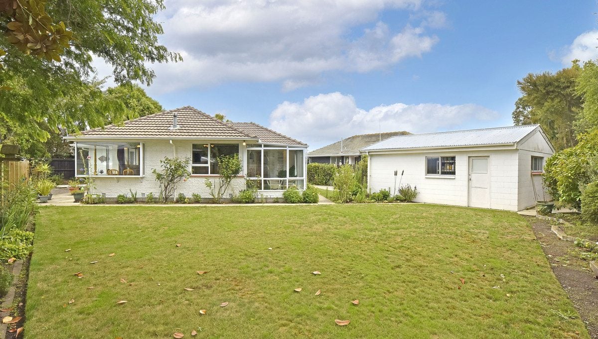 34 Orrick Crescent, Avondale, Christchurch - Carousel 1