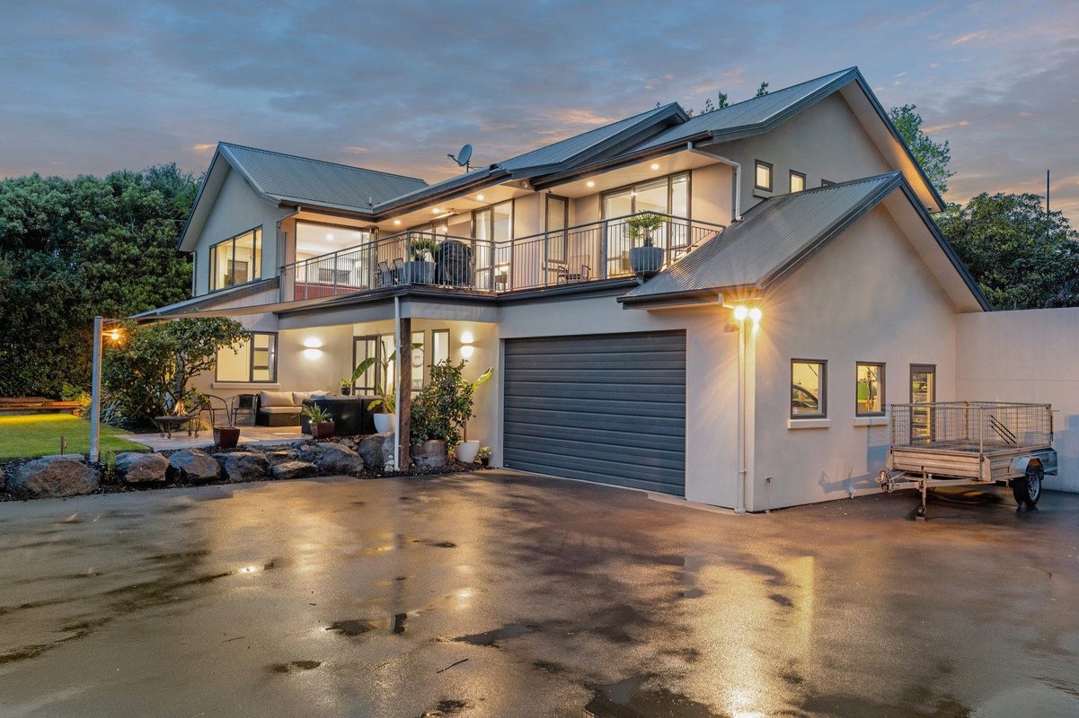 32 Hyndhope Road, Kennedys Bush, Christchurch - Carousel 2
