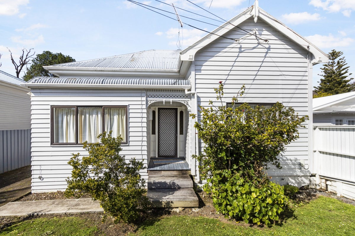 33 Tutanekai Street, Grey Lynn, Auckland - Carousel 1