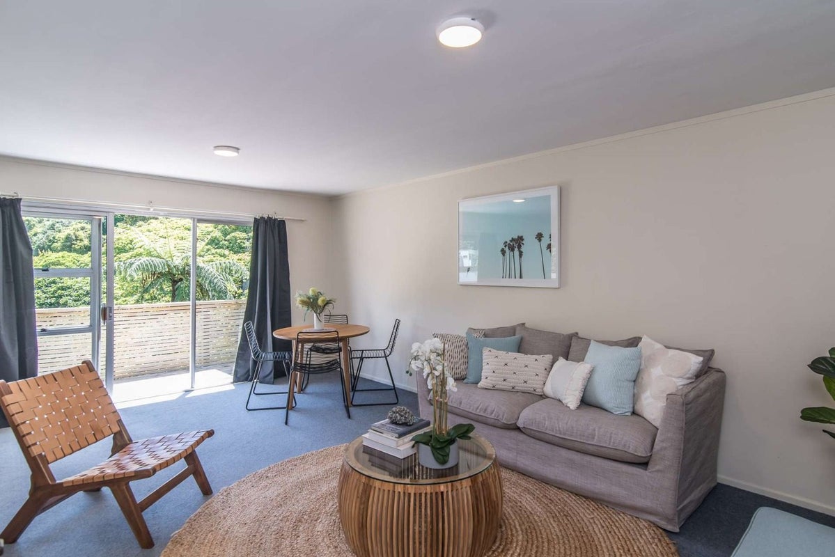 34B Govind Grove, Ngaio, Wellington - Carousel 1