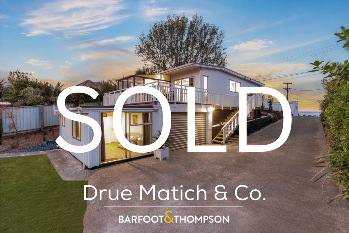 54 Wade River Road, Stanmore Bay, Whangaparaoa - Carousel 1