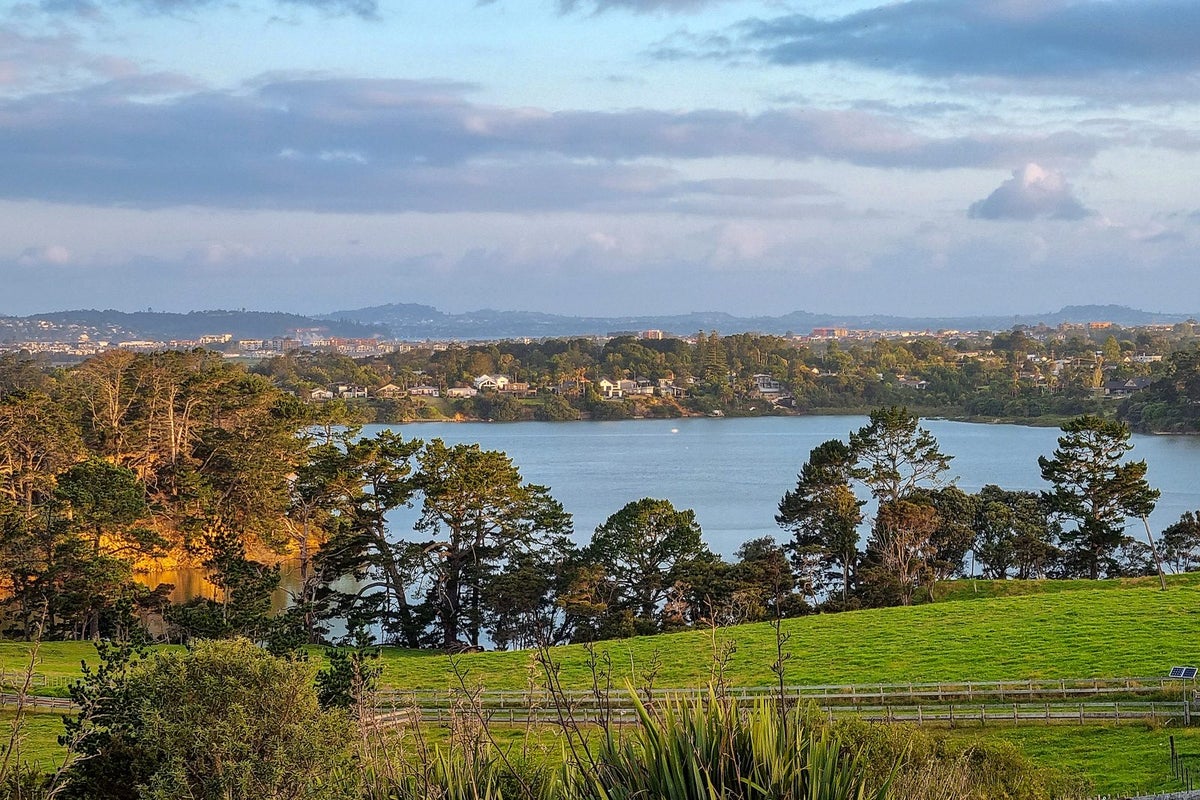 51 Edward Jonkers Drive, Albany - Carousel 1