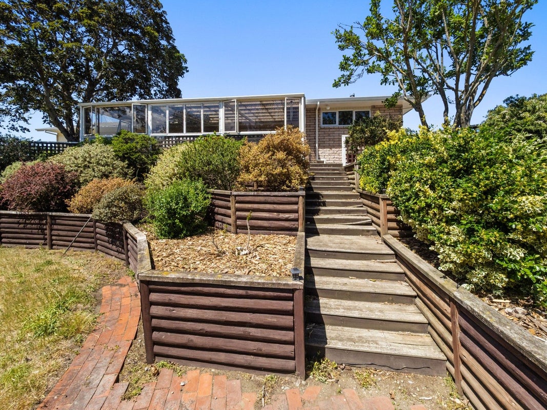 32 Keenans Road, Newland, Ashburton - Carousel 2