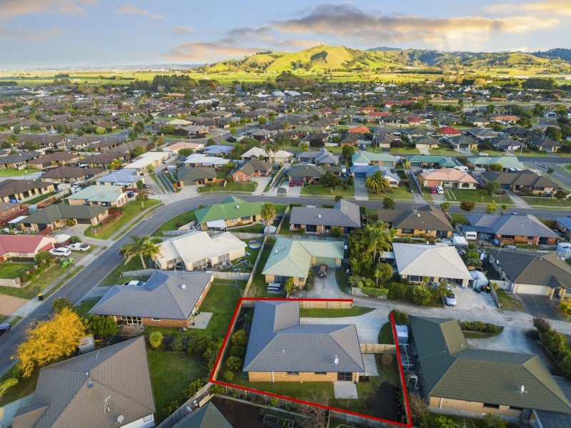 16 Summerland Crescent, Papamoa Beach, Papamoa - Carousel 23