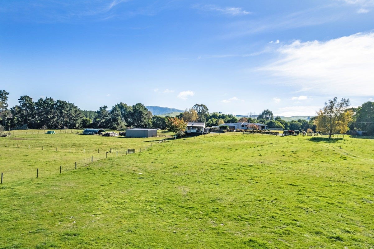 810 Tukairangi Road, Acacia Bay, Taupo - Carousel 2