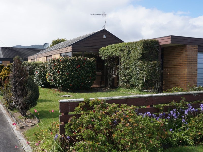 120A Hillcrest Road, Raumati Beach, Paraparaumu - Carousel 1