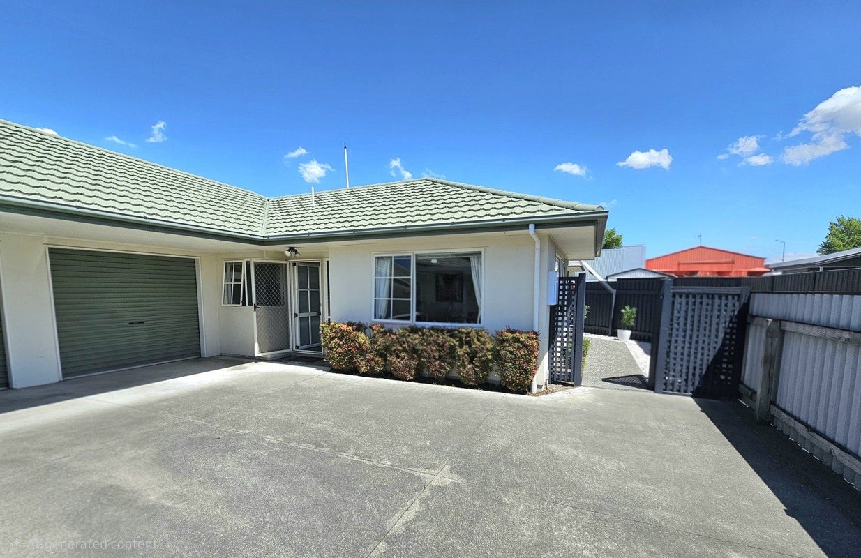 2/612 Queen Street West, Saint Leonards, Hastings - Carousel 1