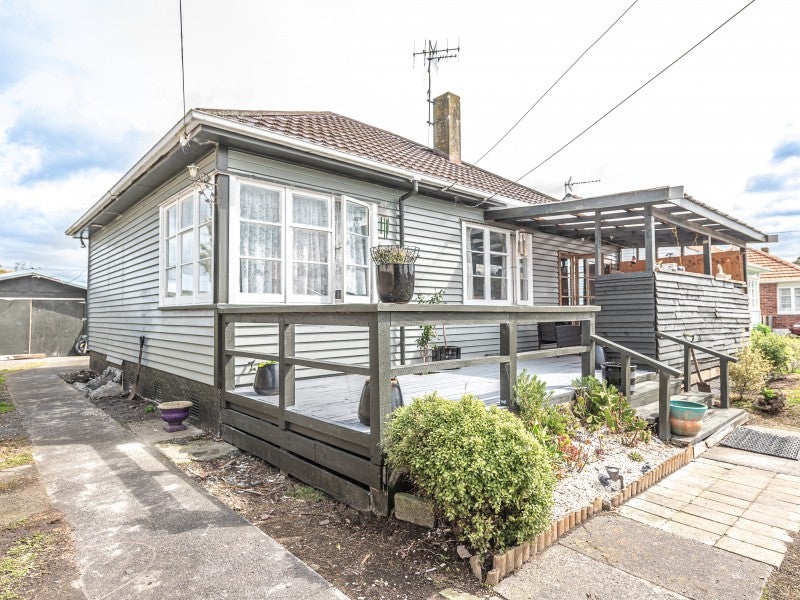 5 Victory Place, Aramoho, Whanganui - Carousel 1
