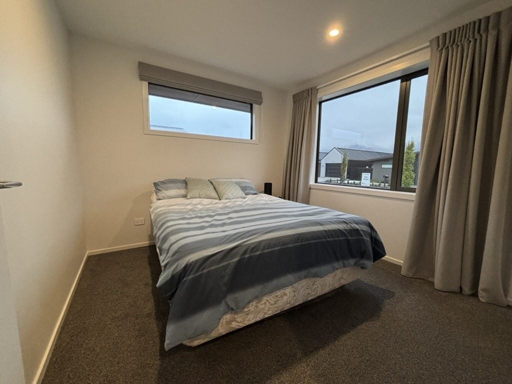 8 Dunn Street, LAKE HAWEA - Carousel 19
